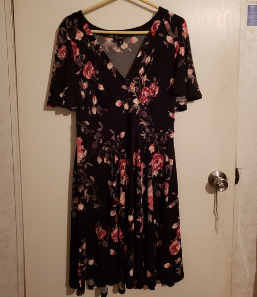 Torrid dress floral 0 - Picture 4 of 5